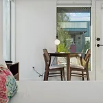 4 Square Studios